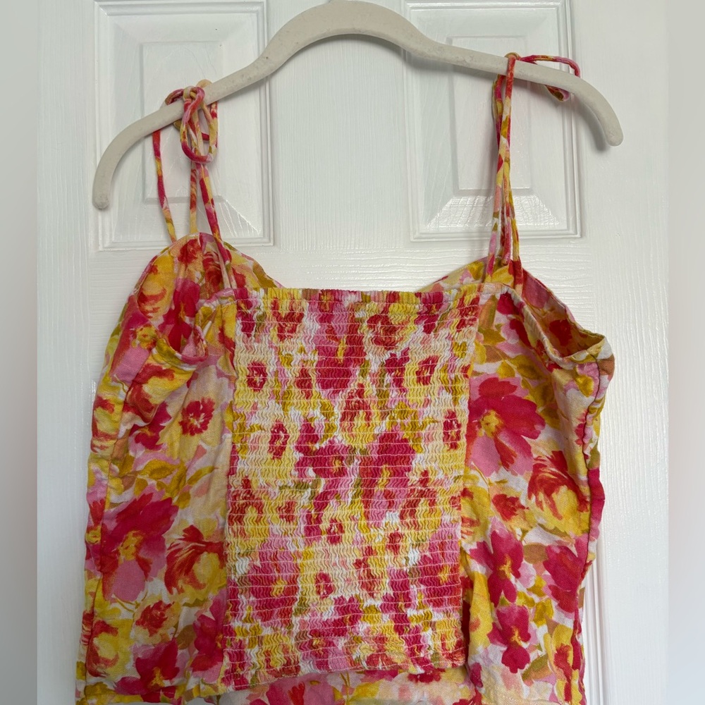 Floral Top - Picture 3 of 5